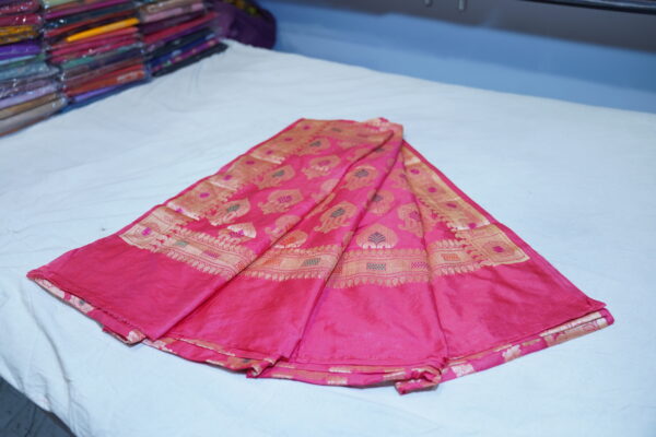 Khaddi Chiffon Silk Saree – Elegance Woven in Tradition
