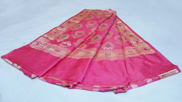 Khaddi Chiffon Silk Saree – Elegance Woven in Tradition