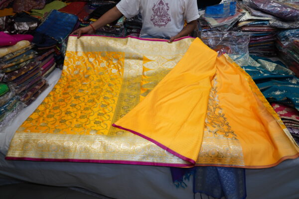 DSC09782 Khada Jal Kada Saree – The Magic of Fine Weaves & Royal Elegance